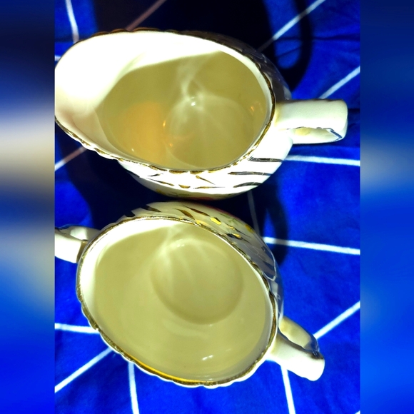 Gibsons Tea and Creamer set (roses) - Picture 5 of 5